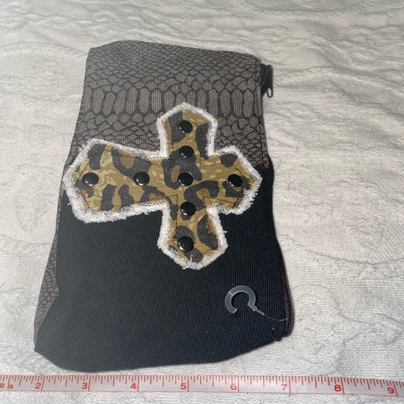 Canvas Black Animal Print Cosmetic Bag - Picture 7 of 12